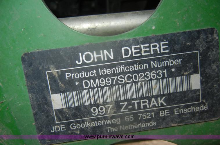 image for item D4813 John Deere 997 Z-Trak lawn mower