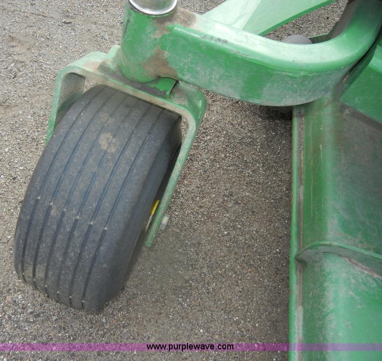 image for item D4813 John Deere 997 Z-Trak lawn mower