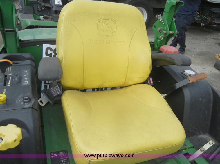 image for item D4813 John Deere 997 Z-Trak lawn mower