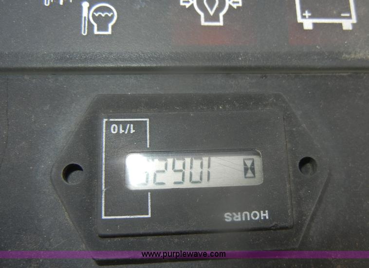 image for item D4813 John Deere 997 Z-Trak lawn mower