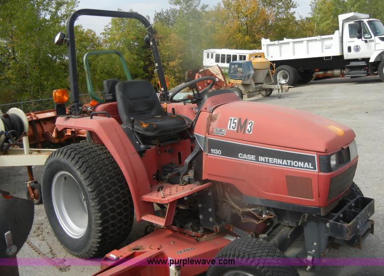 image for item D4817 Case IH 1130 lawn tractor