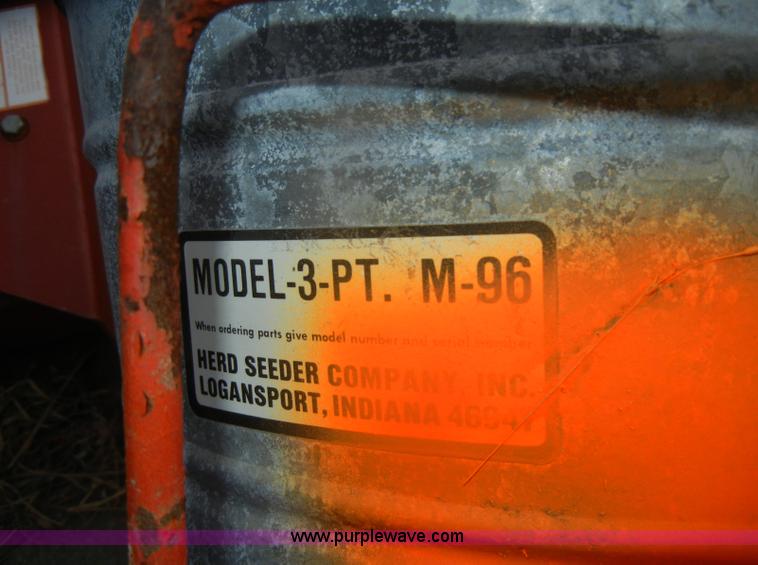 image for item D4817 Case IH 1130 lawn tractor