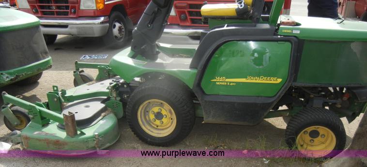 image for item D4818 John Deere 1445 Series II ZTR lawn mower
