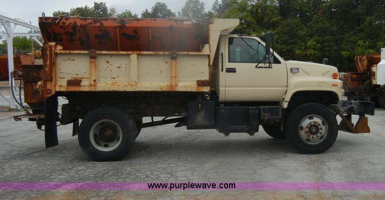 image for item D4843 1997 GMC C8500 dump truck