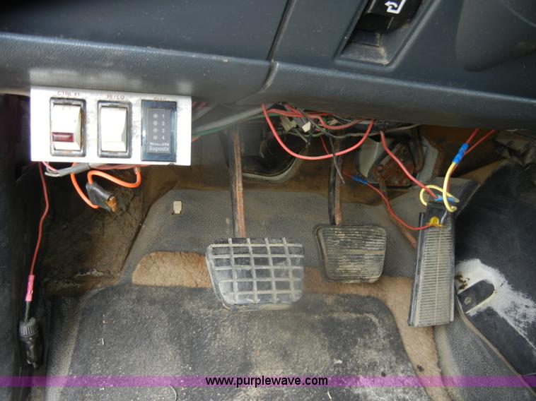 image for item D4843 1997 GMC C8500 dump truck