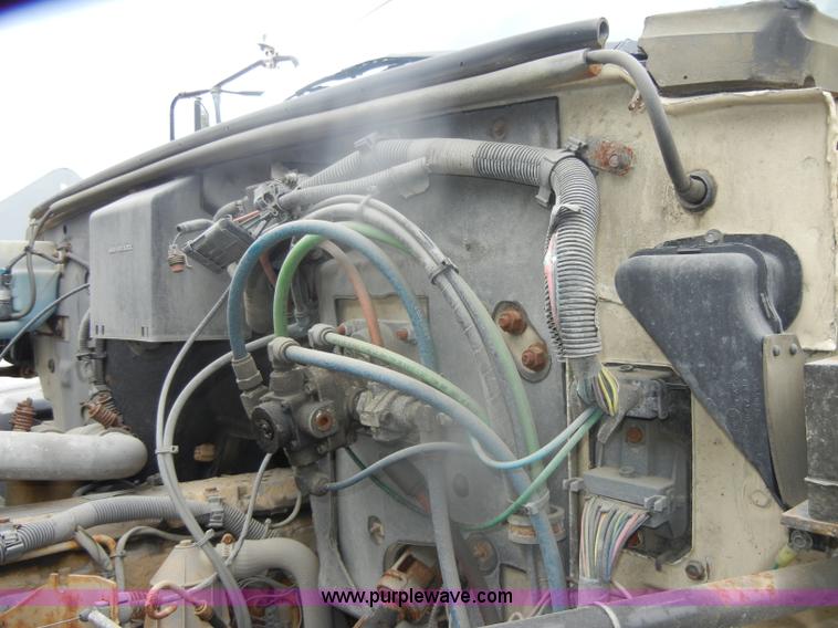 image for item D4843 1997 GMC C8500 dump truck