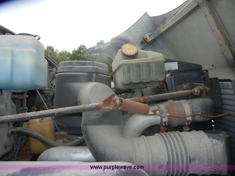 image for item D4843 1997 GMC C8500 dump truck