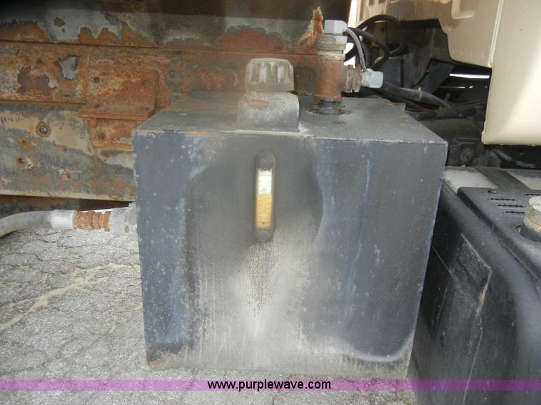 image for item D4843 1997 GMC C8500 dump truck