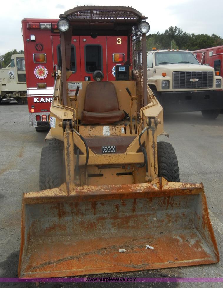 image for item D4845 1986 Case 1835 skid steer