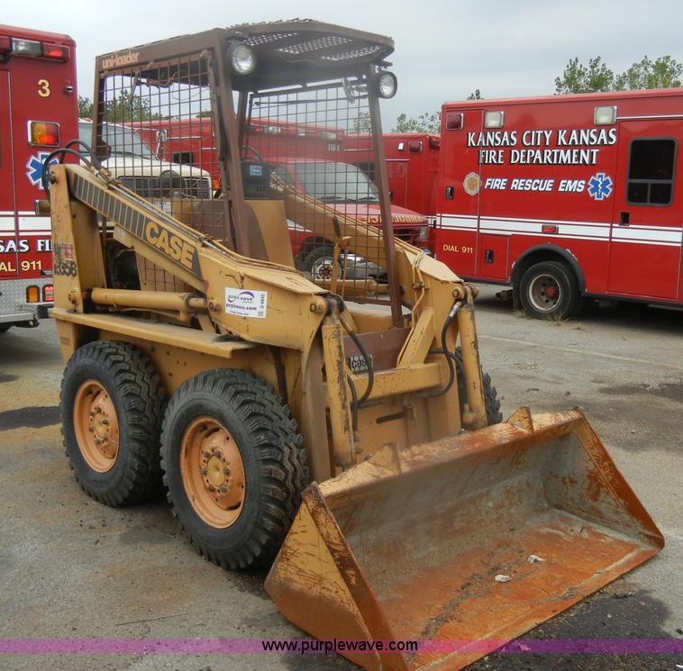 image for item D4845 1986 Case 1835 skid steer