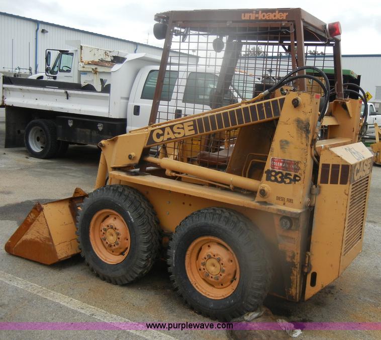 image for item D4845 1986 Case 1835 skid steer