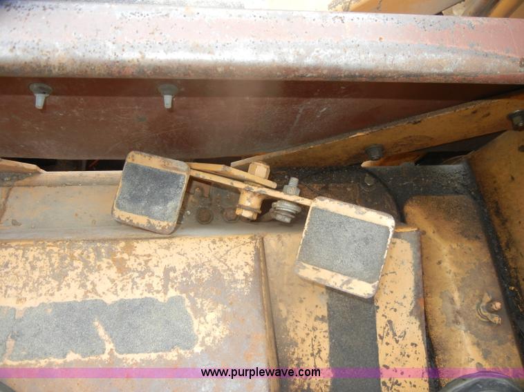 image for item D4845 1986 Case 1835 skid steer