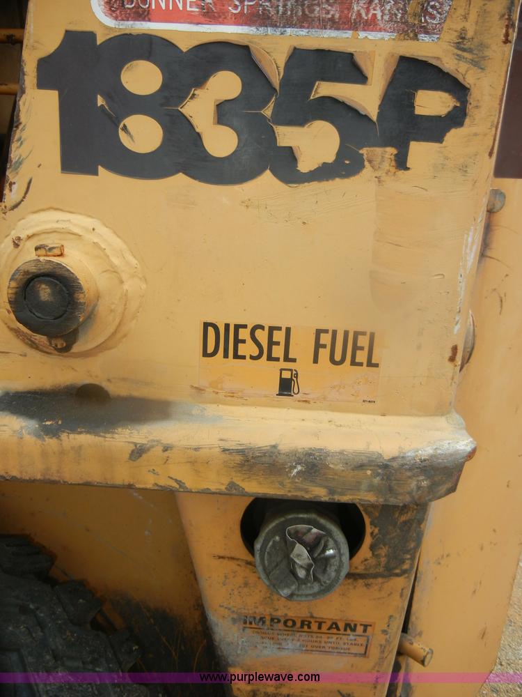 image for item D4845 1986 Case 1835 skid steer