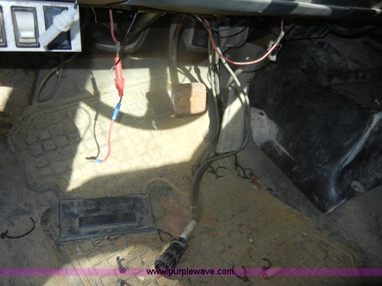 image for item D4849 1999 Chevrolet C8500 dump truck