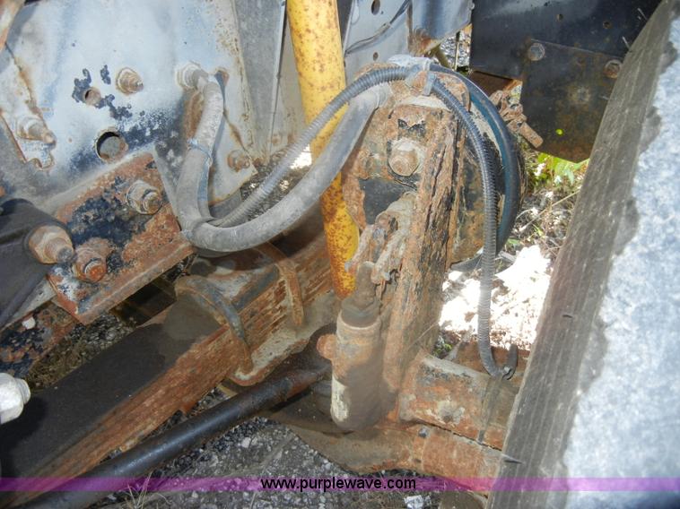 image for item D4849 1999 Chevrolet C8500 dump truck