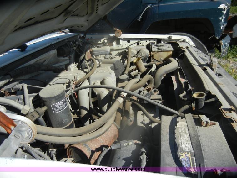 image for item D4850 1991 Ford F150 Custom pickup truck