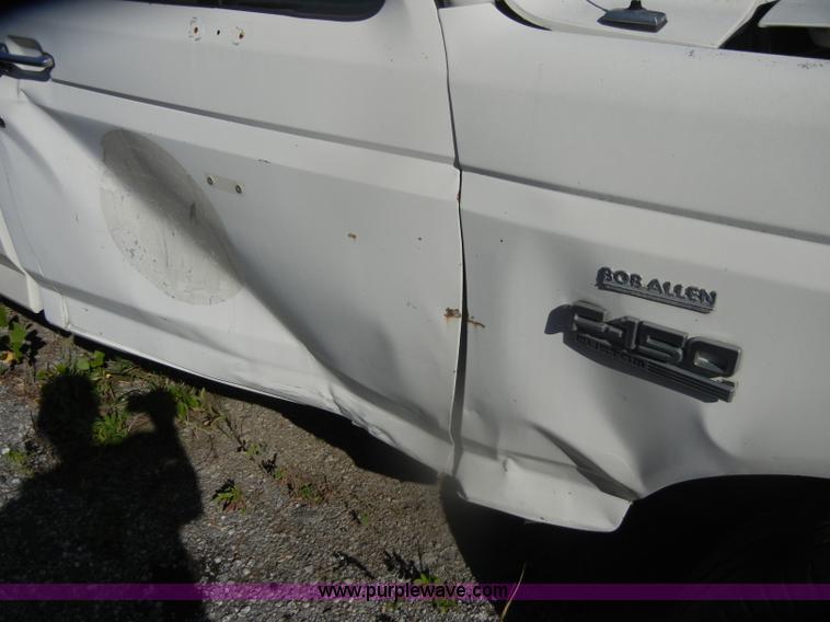 image for item D4850 1991 Ford F150 Custom pickup truck