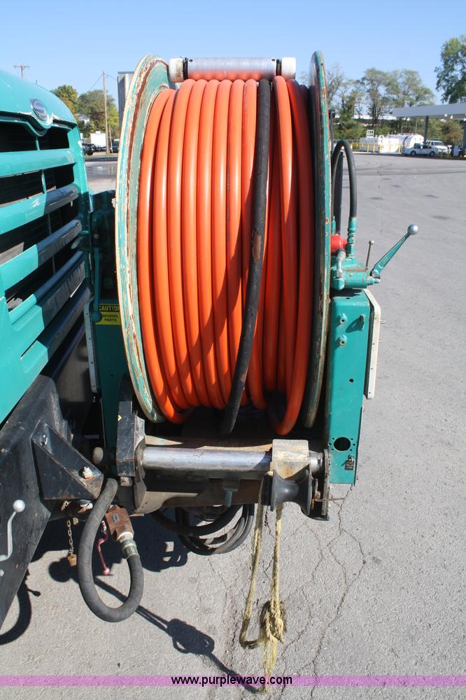 image for item D4855 2000 Ford / Sterling L7501 rodder jet truck