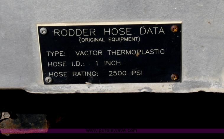 image for item D4855 2000 Ford / Sterling L7501 rodder jet truck