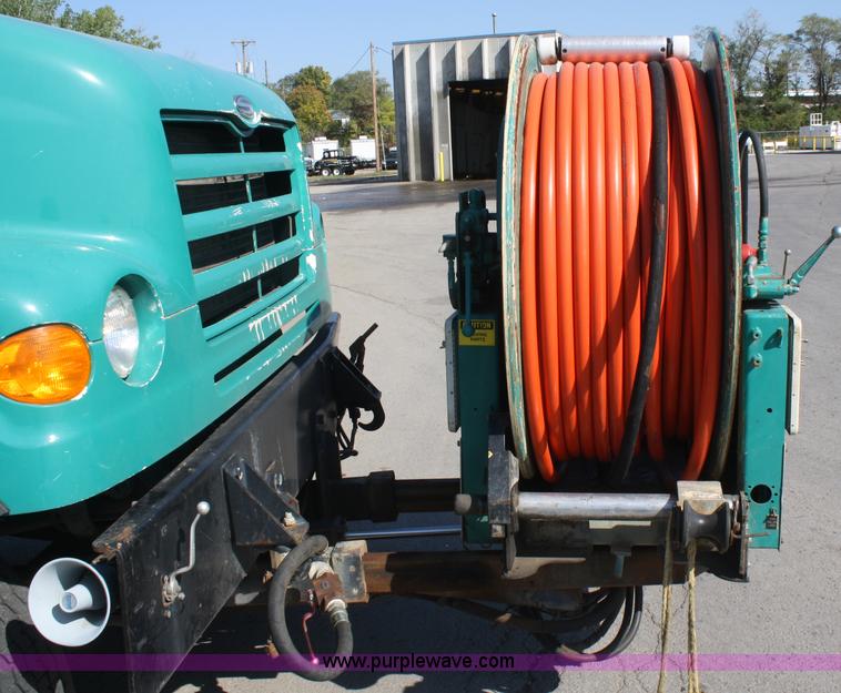 image for item D4855 2000 Ford / Sterling L7501 rodder jet truck