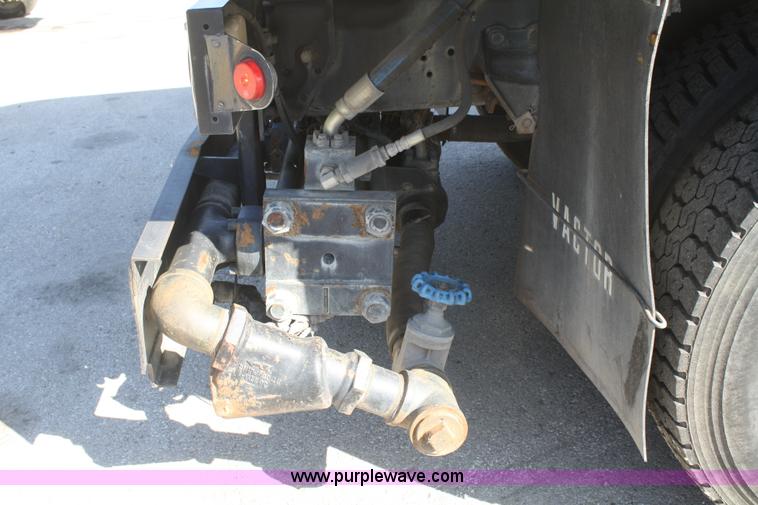 image for item D4855 2000 Ford / Sterling L7501 rodder jet truck