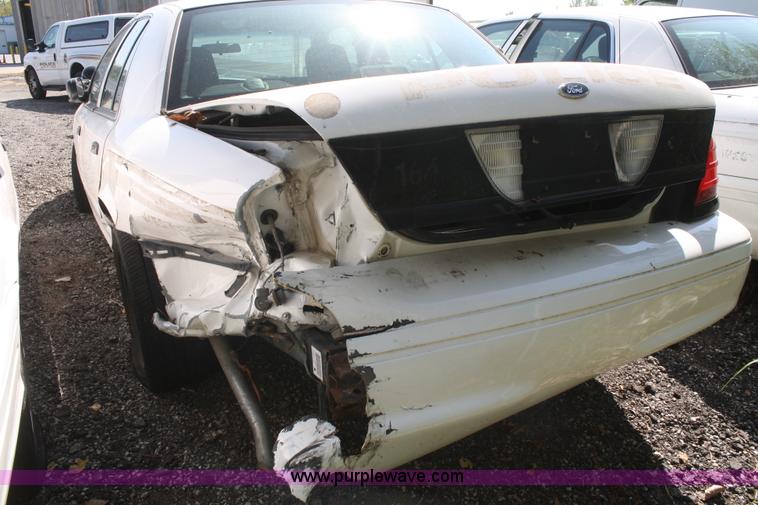 image for item D4859 2006 Ford Crown Victoria Police Interceptor