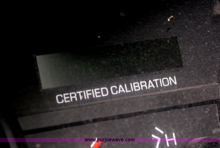 image for item D4859 2006 Ford Crown Victoria Police Interceptor