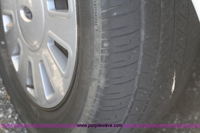 image for item D4859 2006 Ford Crown Victoria Police Interceptor