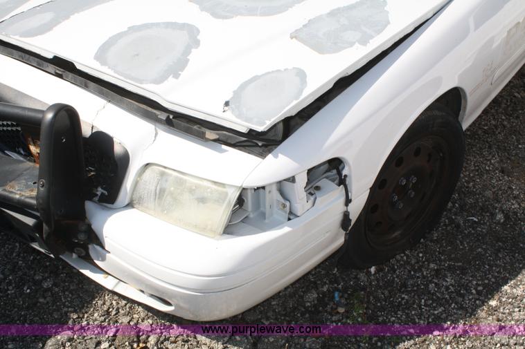 image for item D4859 2006 Ford Crown Victoria Police Interceptor