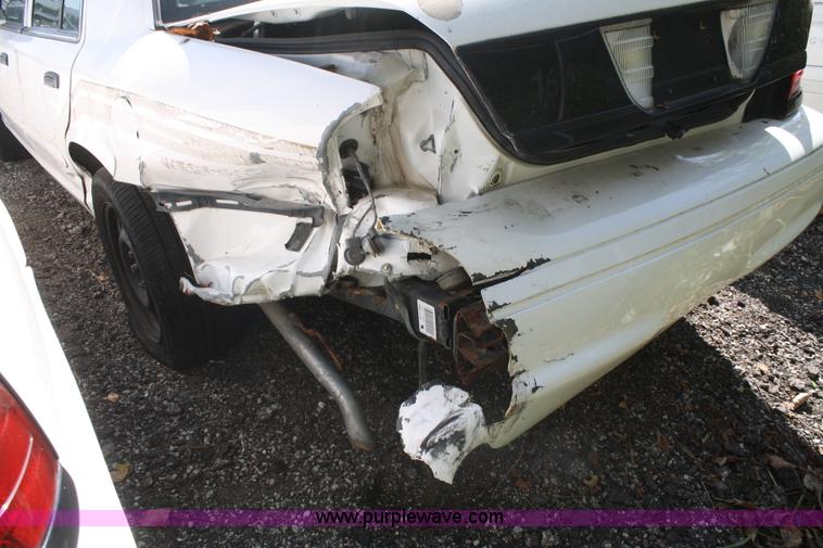 image for item D4859 2006 Ford Crown Victoria Police Interceptor