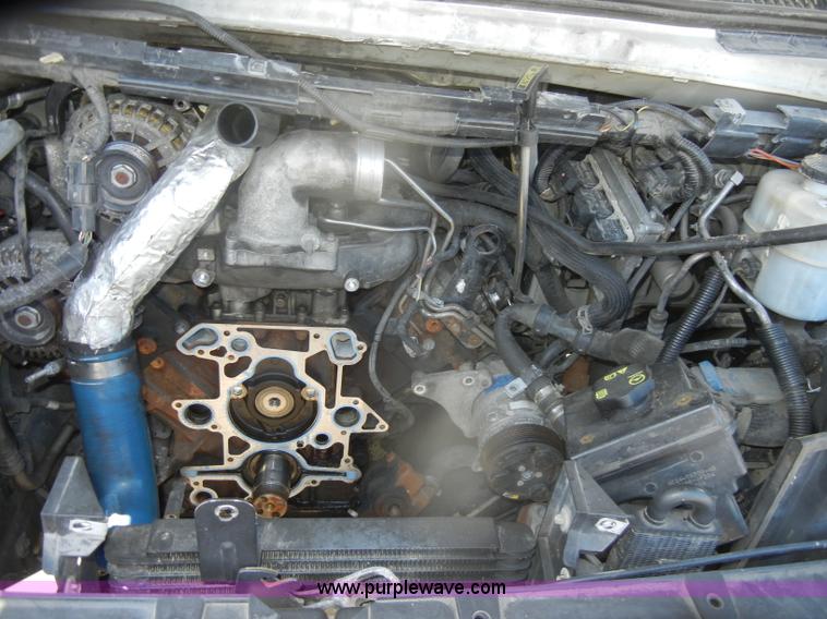 image for item D4864 2006 Ford Econoline E450 Super Duty bus