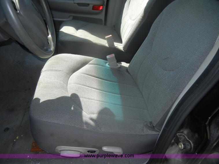 image for item D4867 2002 Ford Crown Victoria Police Interceptor