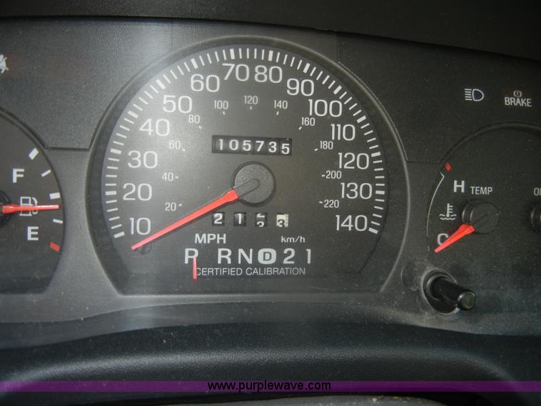 image for item D4867 2002 Ford Crown Victoria Police Interceptor