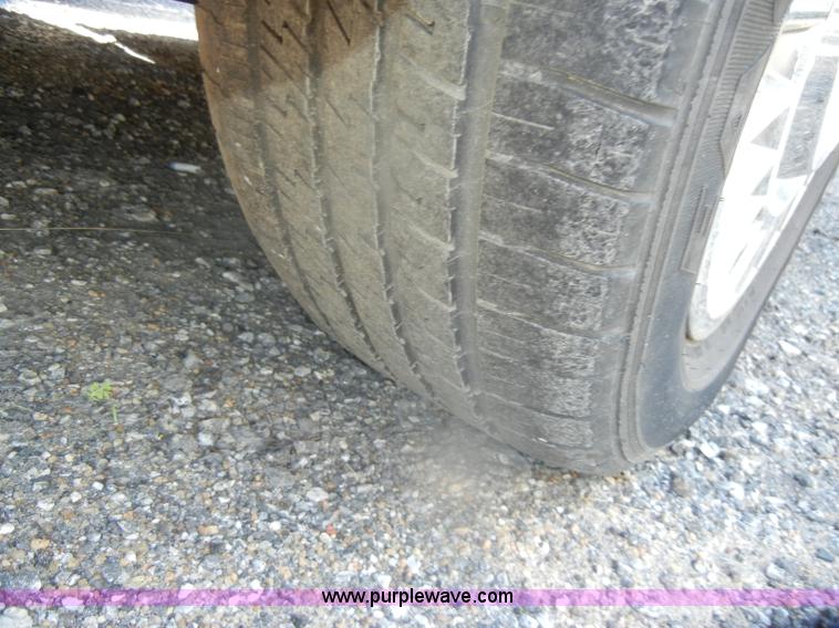 image for item D4867 2002 Ford Crown Victoria Police Interceptor