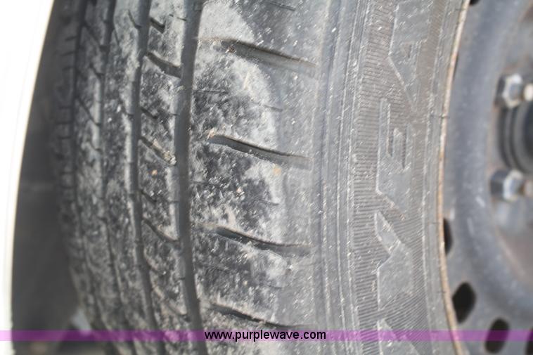 image for item D4869 2002 Ford Crown Victoria Police Interceptor