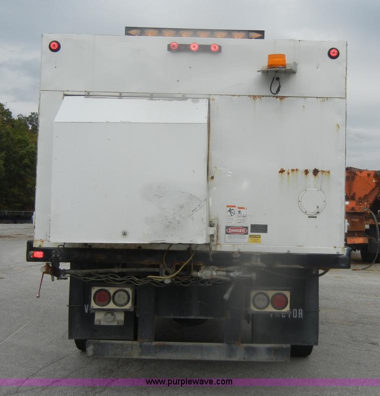 image for item D4935 2001 Freightliner FL70 Rodder Jet truck