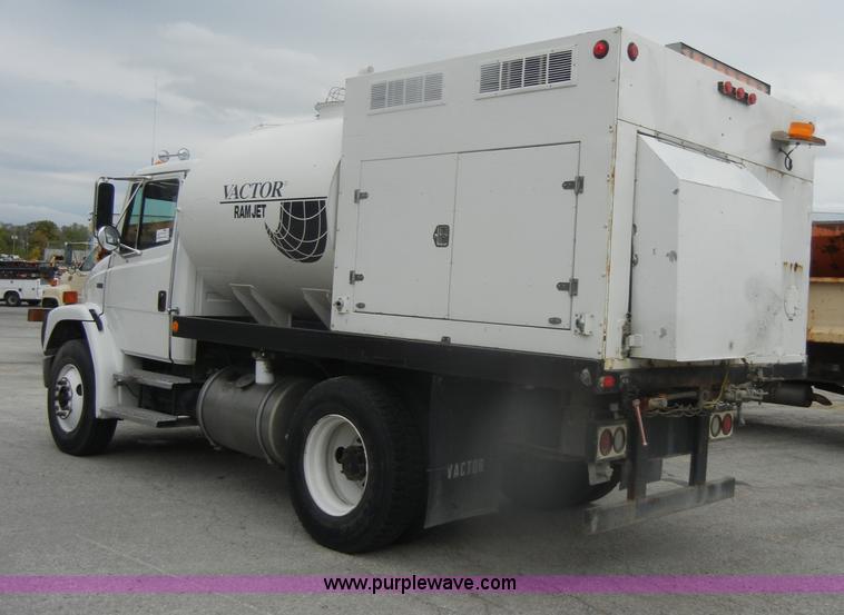 image for item D4935 2001 Freightliner FL70 Rodder Jet truck