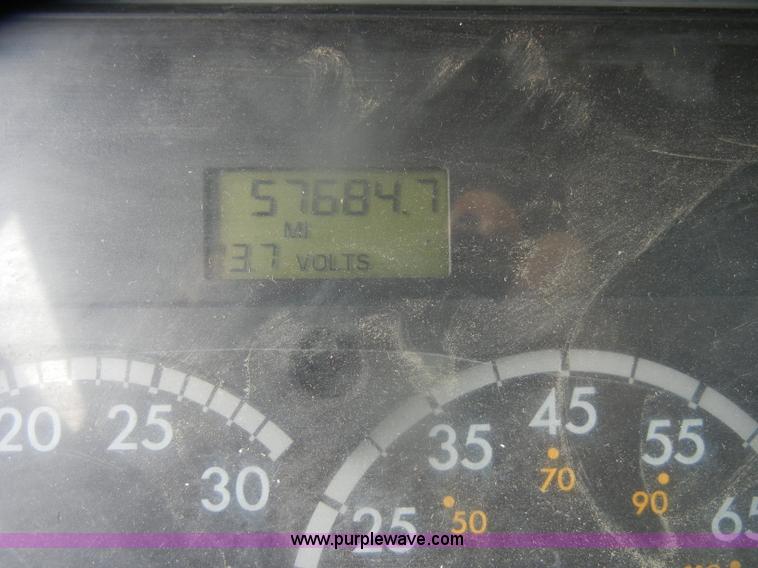 image for item D4935 2001 Freightliner FL70 Rodder Jet truck