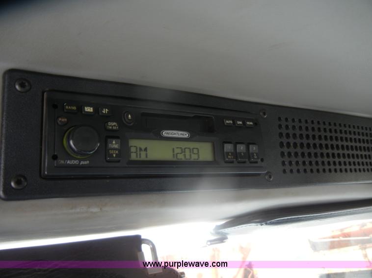 image for item D4935 2001 Freightliner FL70 Rodder Jet truck