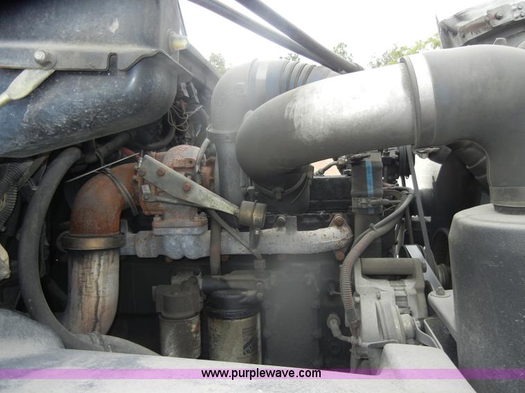 image for item D4935 2001 Freightliner FL70 Rodder Jet truck