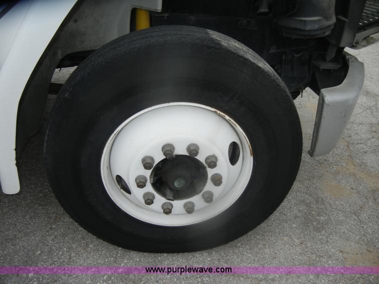 image for item D4935 2001 Freightliner FL70 Rodder Jet truck