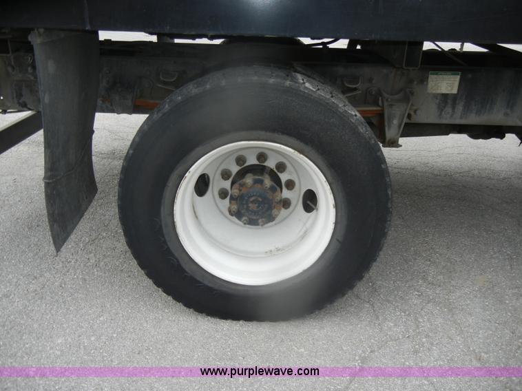 image for item D4935 2001 Freightliner FL70 Rodder Jet truck