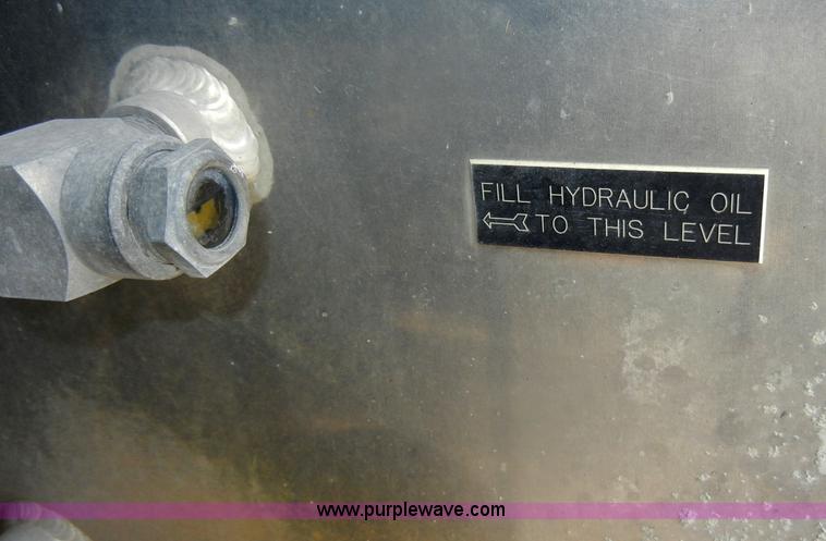 image for item D4935 2001 Freightliner FL70 Rodder Jet truck