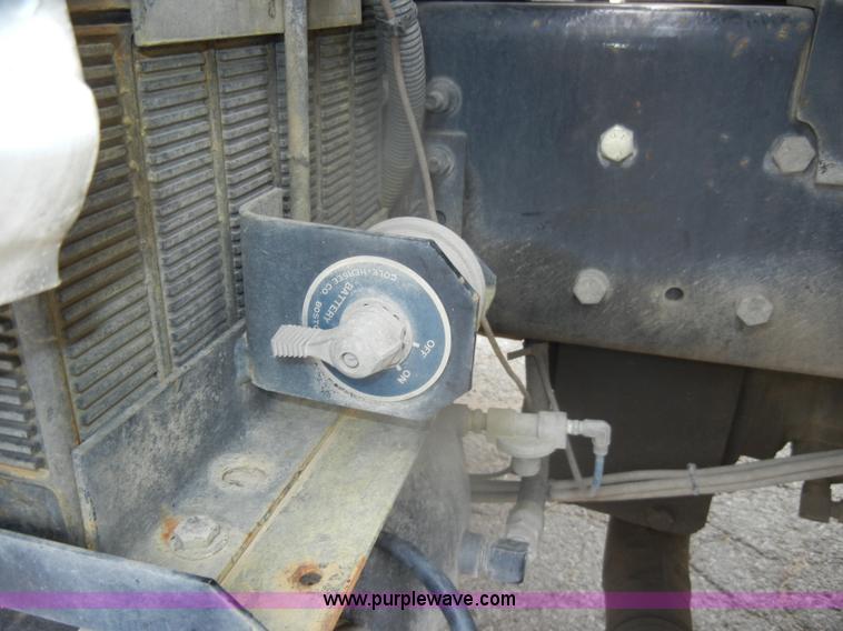 image for item D4935 2001 Freightliner FL70 Rodder Jet truck