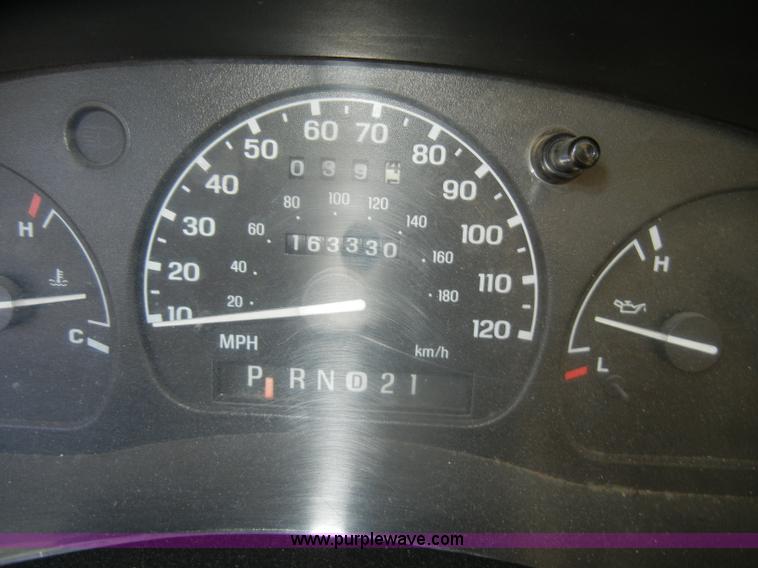 image for item D4942 2000 Ford Ranger XLT SuperCab pickup truck