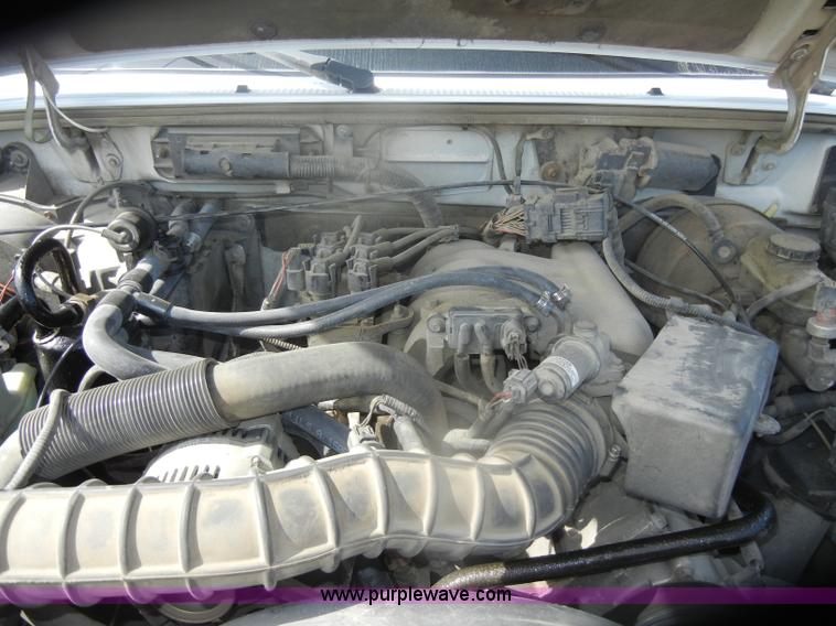image for item D4942 2000 Ford Ranger XLT SuperCab pickup truck
