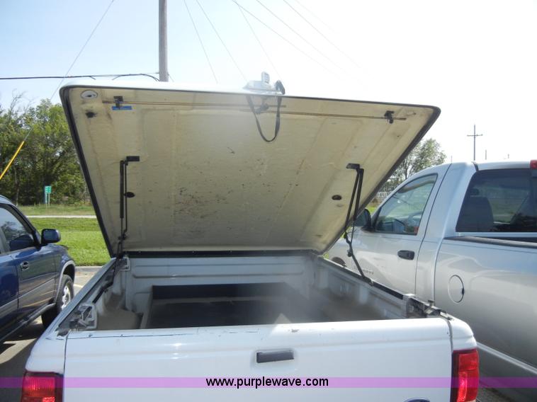 image for item D4942 2000 Ford Ranger XLT SuperCab pickup truck