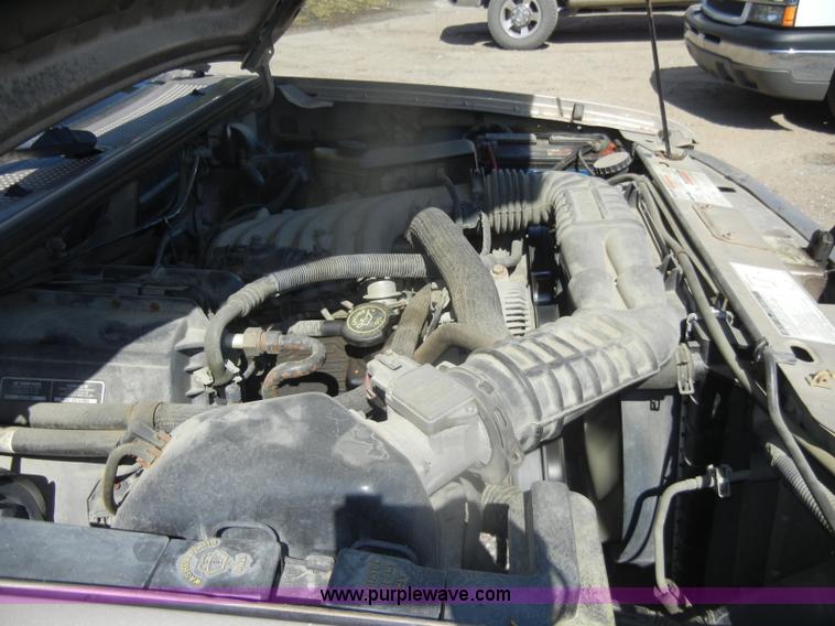 image for item D4952 1993 Ford Ranger XL SuperCab pickup truck