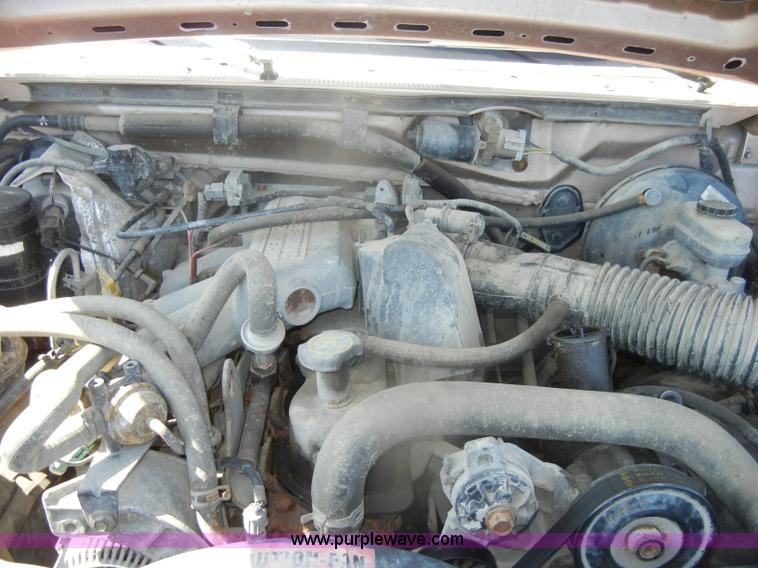 image for item D4954 1996 Ford F150 pickup truck