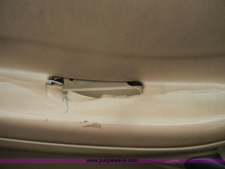 image for item D4958 1997 Ford F150 pickup truck